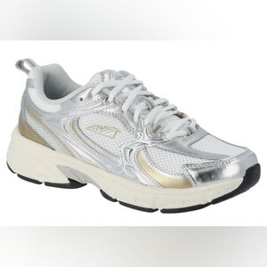 Women's Avia 5000 Performance Sneakers.   Size 11    NWT